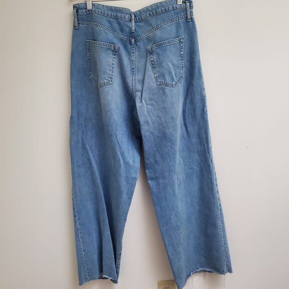 Zara Caia Relaxed Fit Front Pleat Wide Leg High Waist Jeans SZ 12 - Picture 8 of 9
